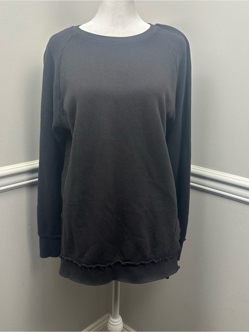 Sol Angeles Black Raw-Hem Crewneck Sweatshirt S